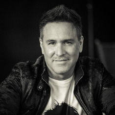 Stephen Lynch